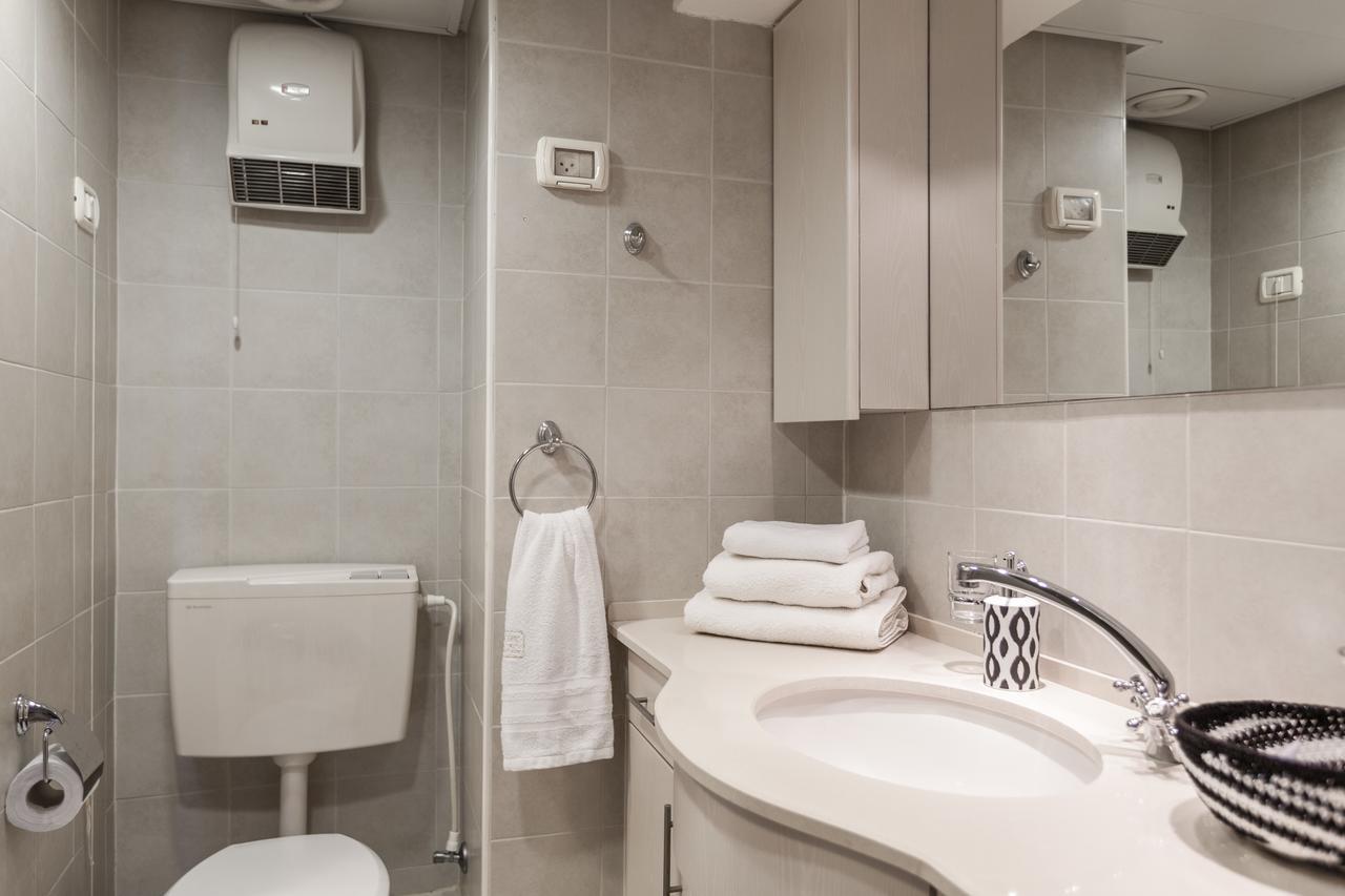 Modern Tlv Aparthotel Tel-Aviv Kültér fotó